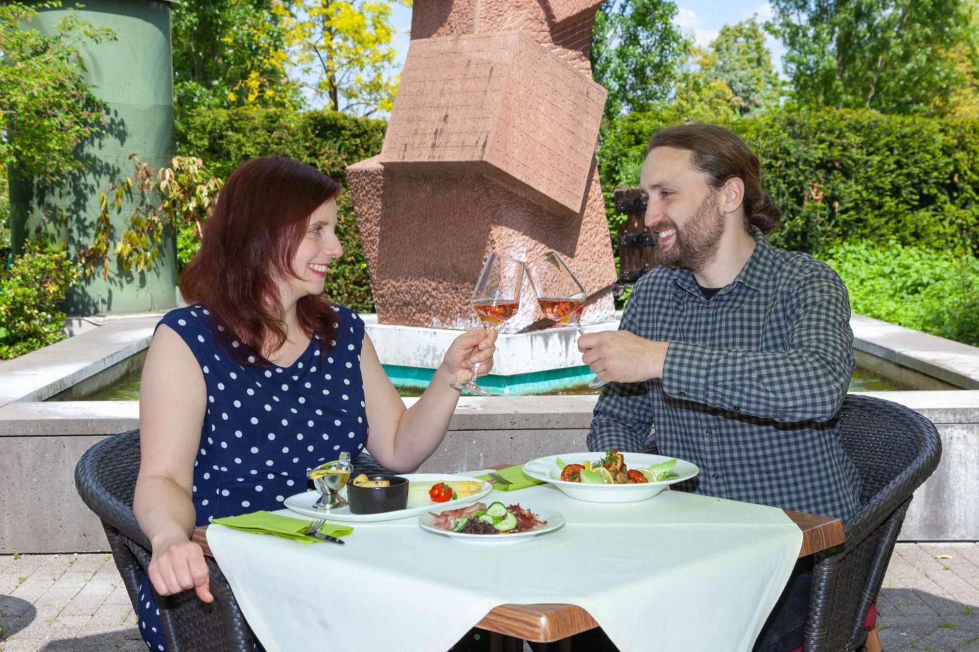 Best Western Wein- Und Parkhotel Nierstein Ngoại thất bức ảnh